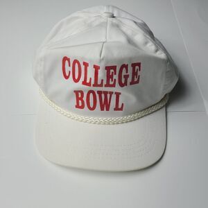 VINTAGE 1990’s College Bowl White Hat STRAPBACK SPORTCAP Rare Adult